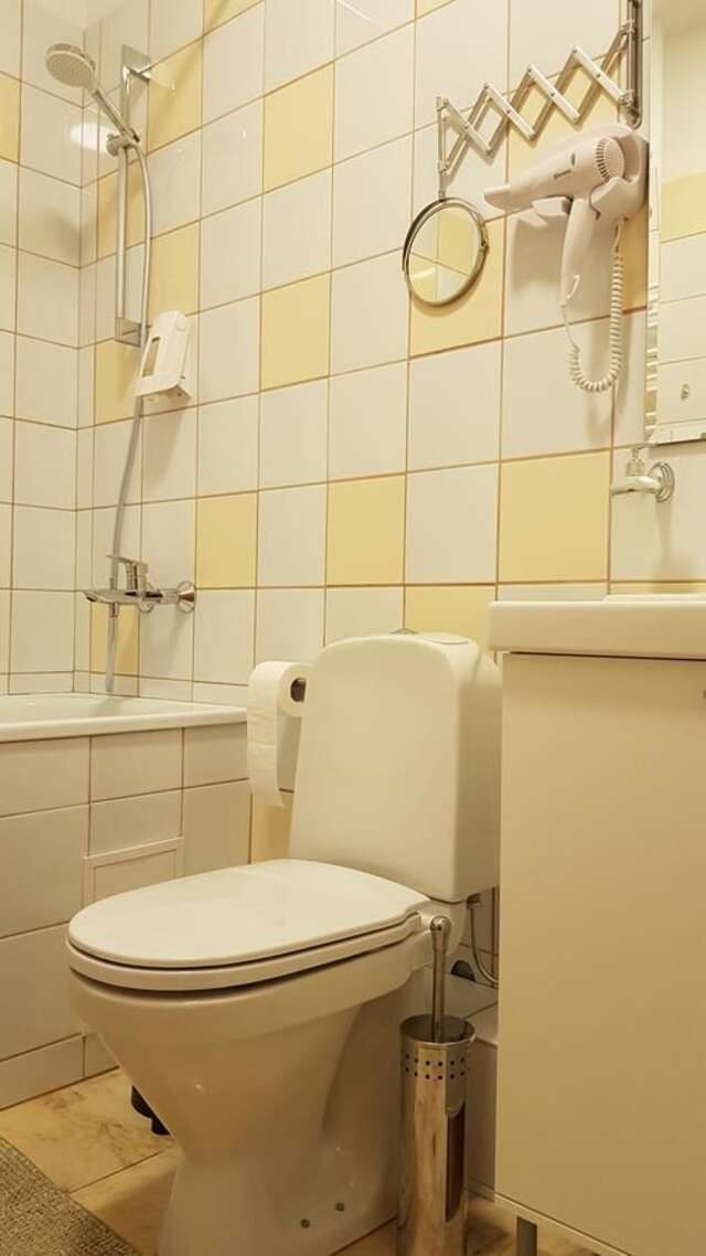Отели типа «постель и завтрак» Nėris Inn Terraces Вильнюс-33